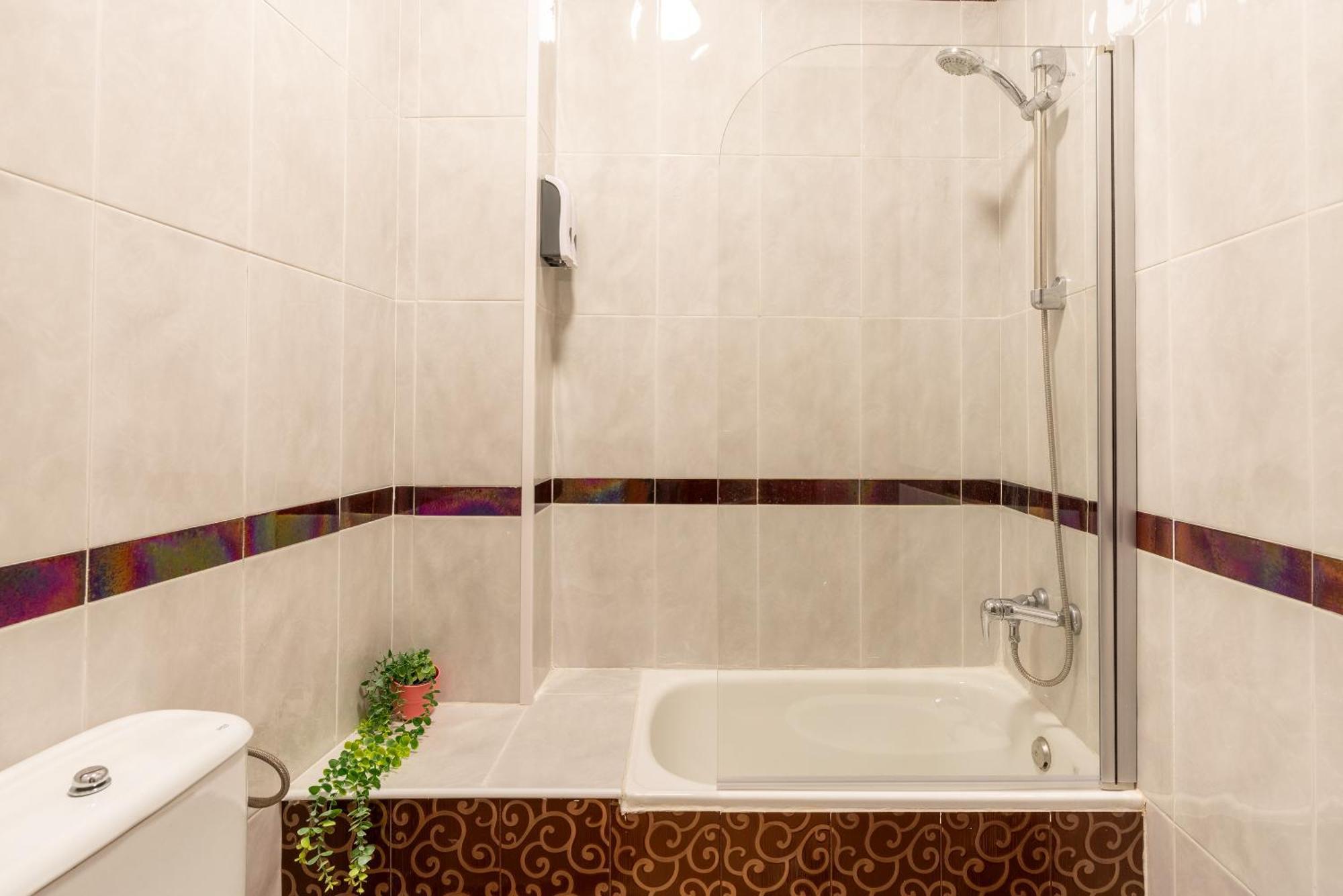 Hotel Banana Gay House - Only Men à Séville Extérieur photo